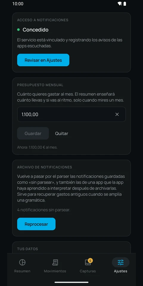 Pantalla de Ajustes: el acceso a notificaciones concedido, el presupuesto mensual y el reprocesado del archivo, que vuelve a pasar por el parser lo que no encajó.